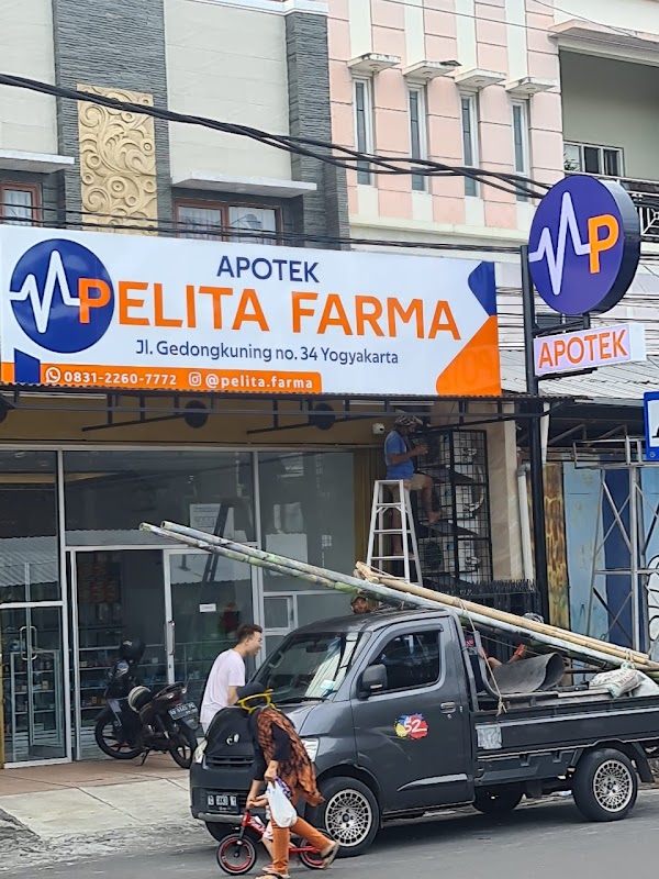 Apotek Pelita Farma 70: Teman Kesehatan yang Selalu Siap di Cilacap